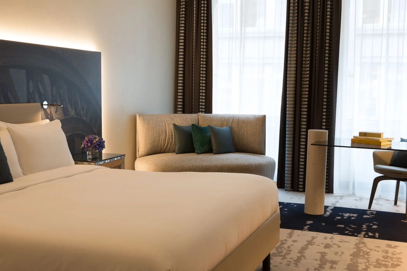 Photo - Renaissance Hamburg Hotel