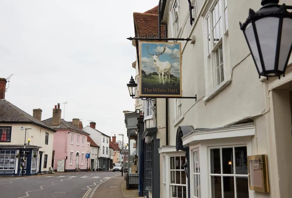 Foto - White Hart Hotel by Greene King Inns