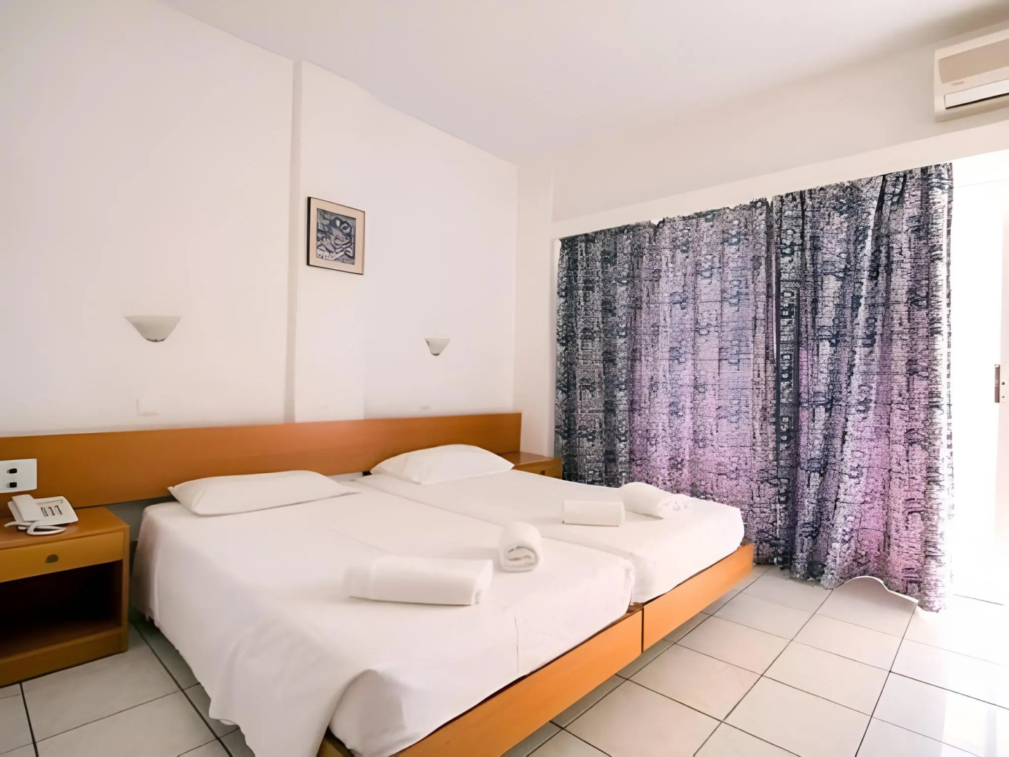 Photo - Carina Hotel