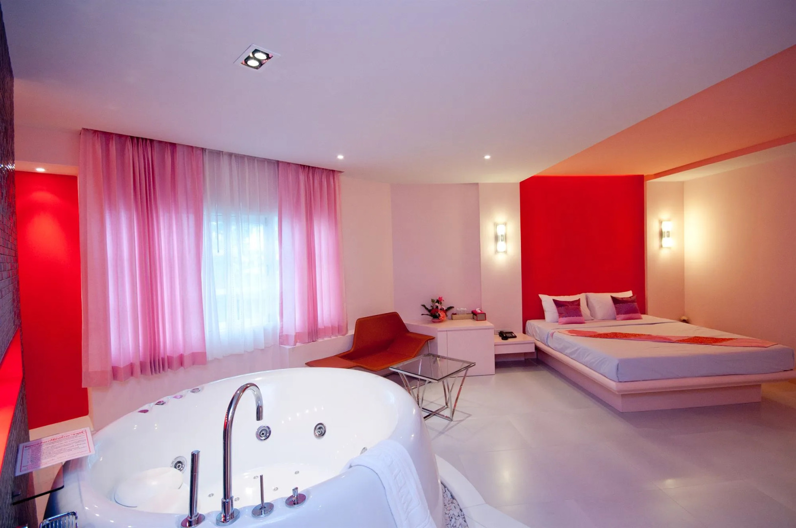 Photo - Siam Paradise Entertainment Complex