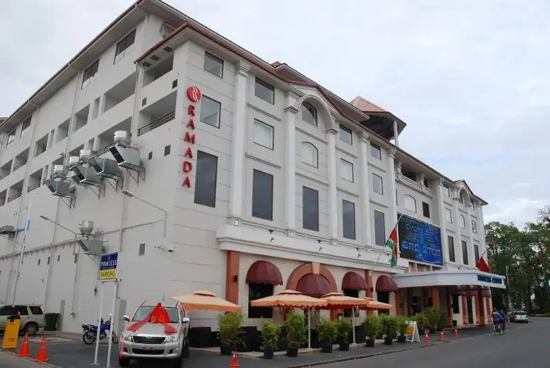 Ramada Paramaribo Princess Hotel — фото 1