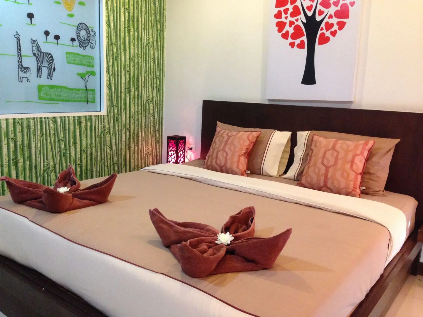 Foto - TJ Patong Hotel - Otop Shopping Paradise