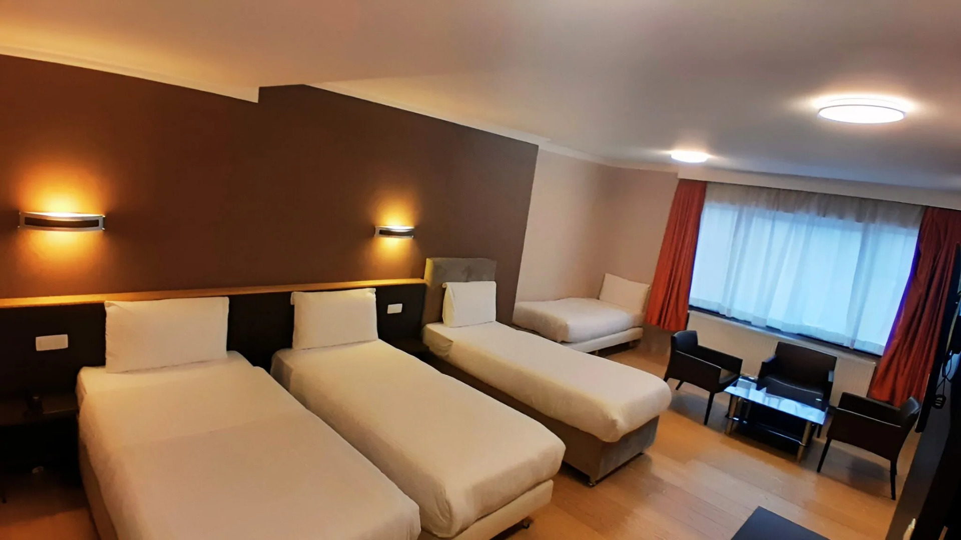 Photo - Hotel Taormina Brussels Airport