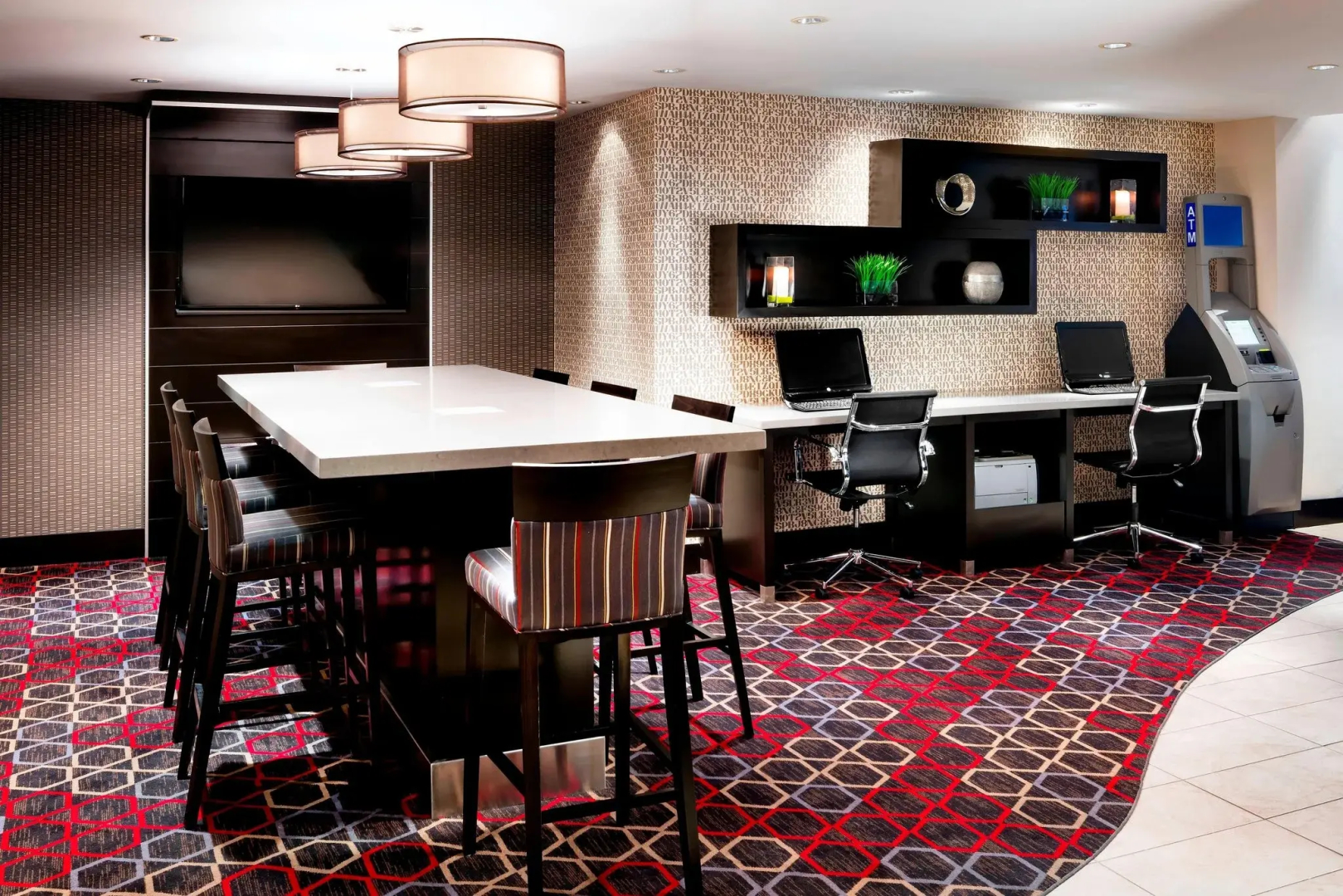Photo - Four Points by Sheraton Mississauga Meadowvale