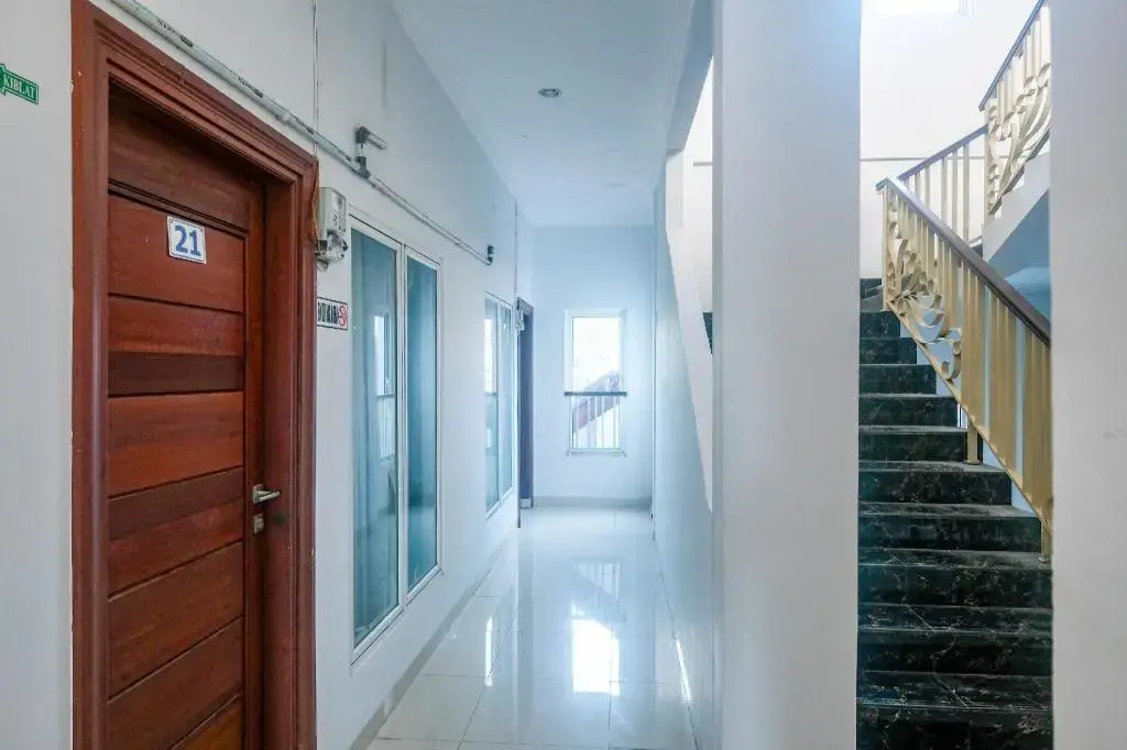 Photo - RedDoorz near Hermes Place Polonia Medan