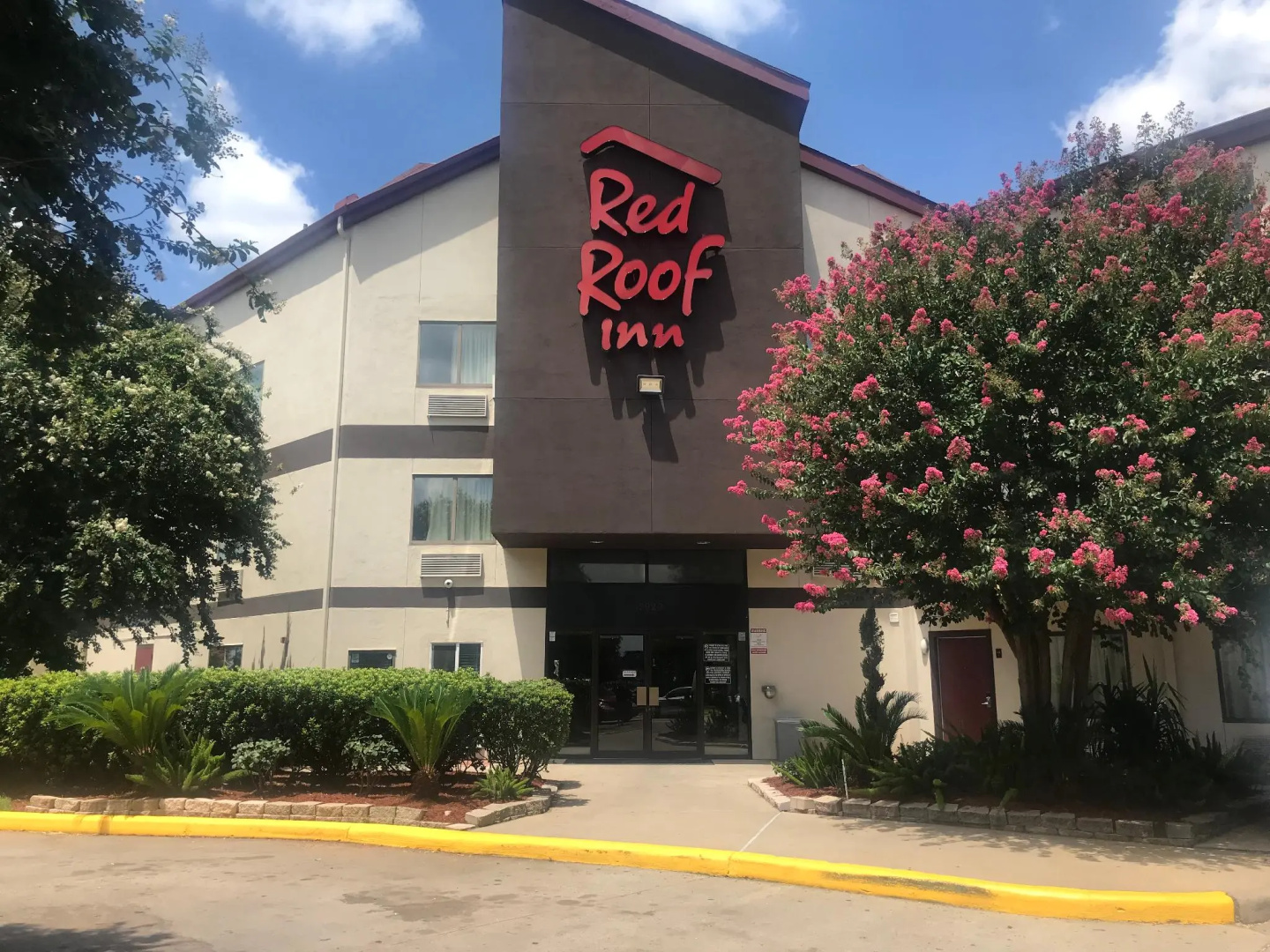 Photo - Red Roof Inn Houston - Brookhollow