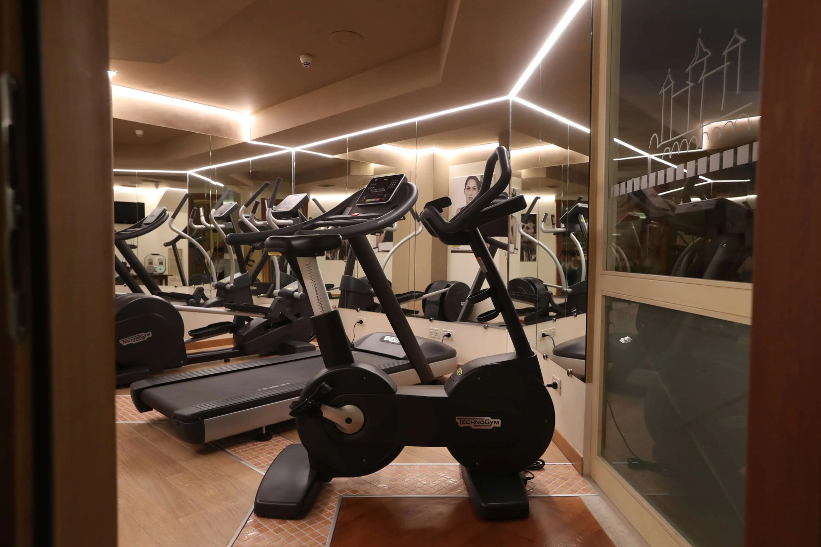 Foto - Alpen Suite Hotel