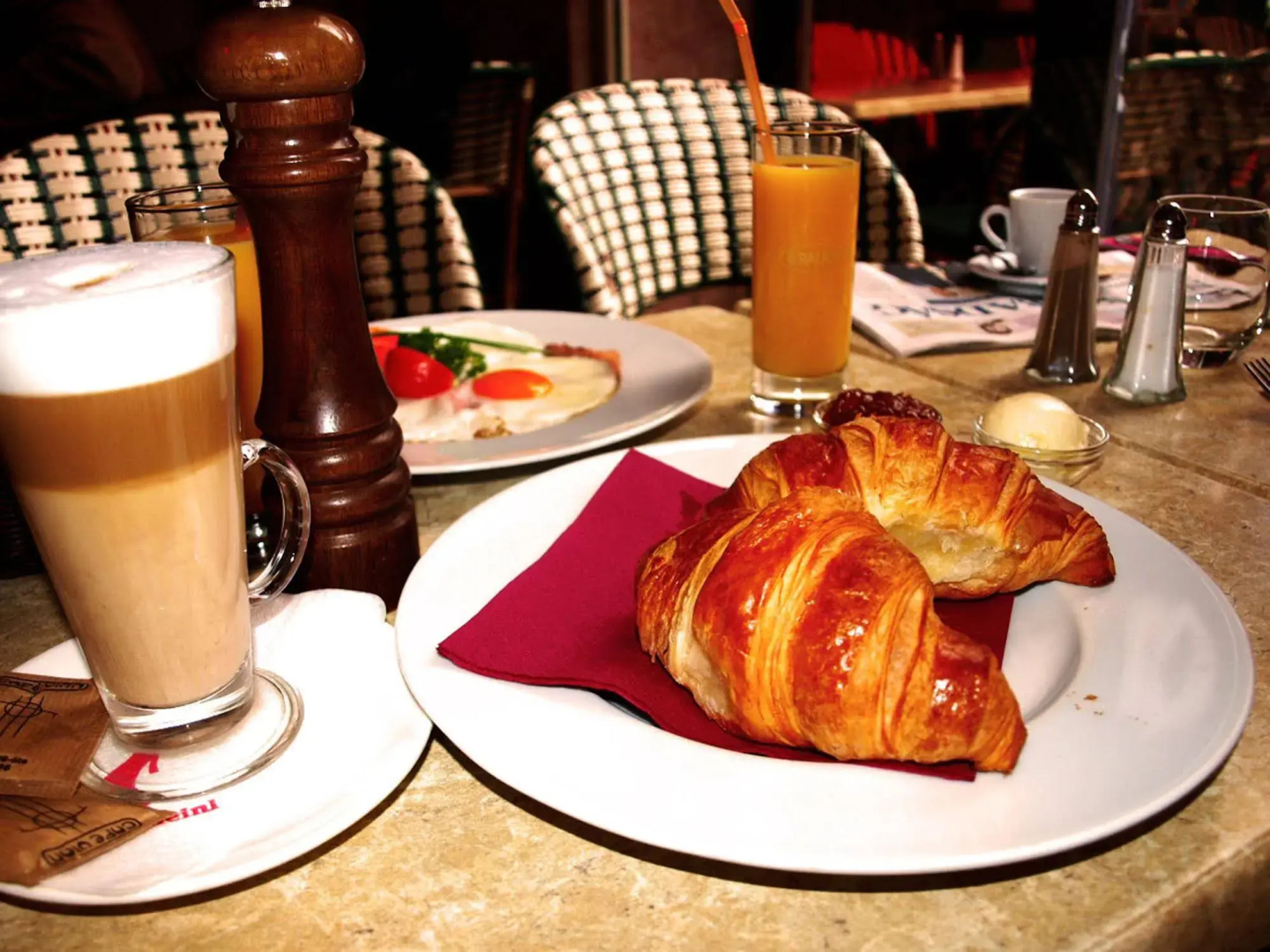 Photo - Gozsdu Court Budapest