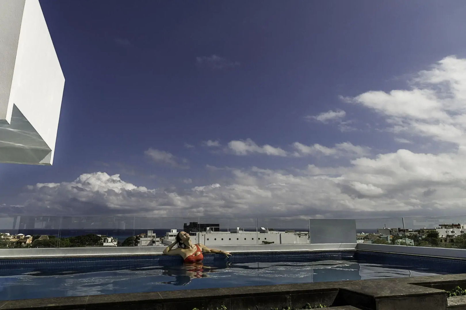 Photo - Illusion Xpress I Attraction Hotel Deluxe