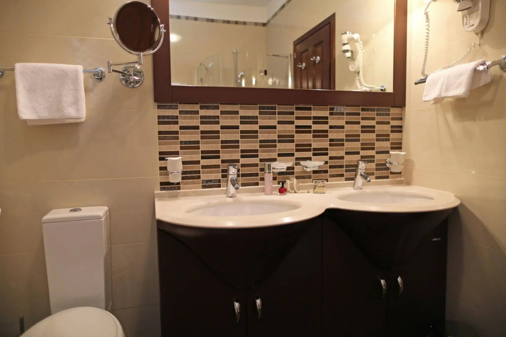 Foto - City Beach Villa with Pool and Sea View