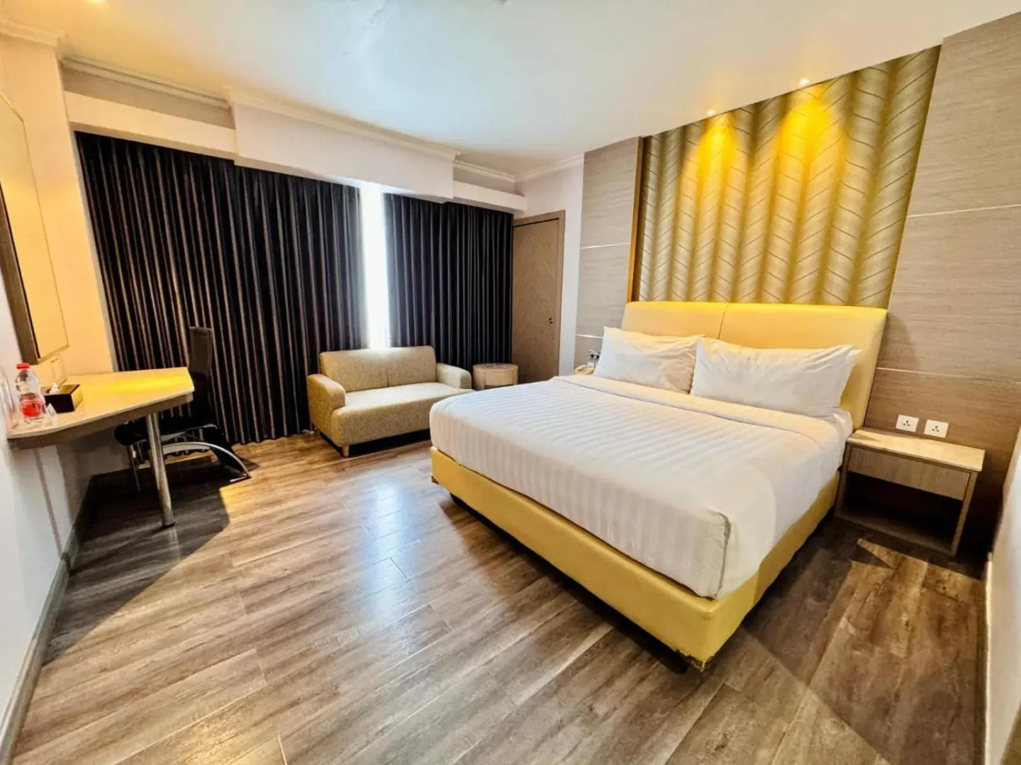 Foto - Orchardz Hotel Industri Jakarta Kemayoran