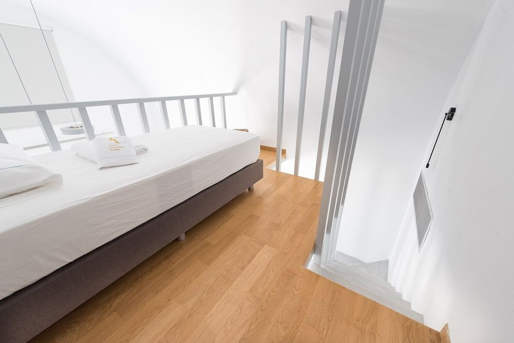 Photo - Karat Suites