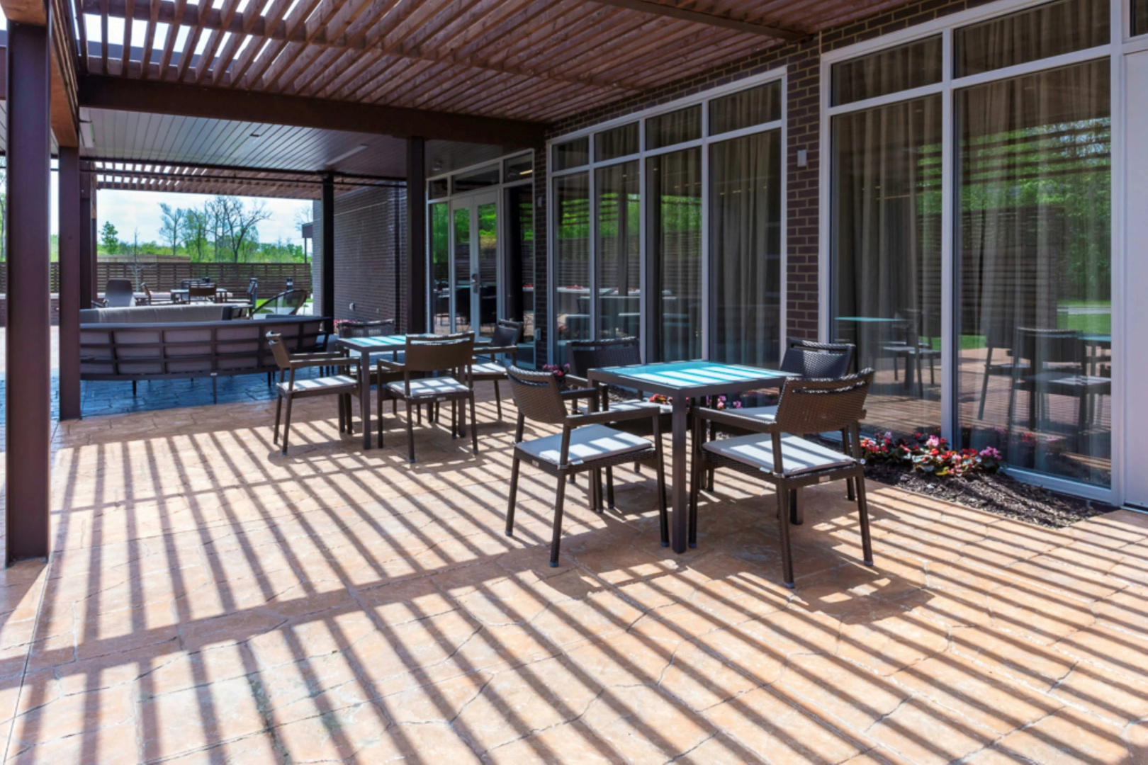 Photo - Courtyard by Marriott Indianapolis West - Speedway