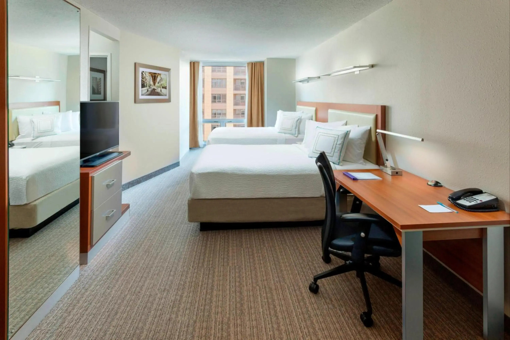 Foto - SpringHill Suites Chicago Downtown/River North