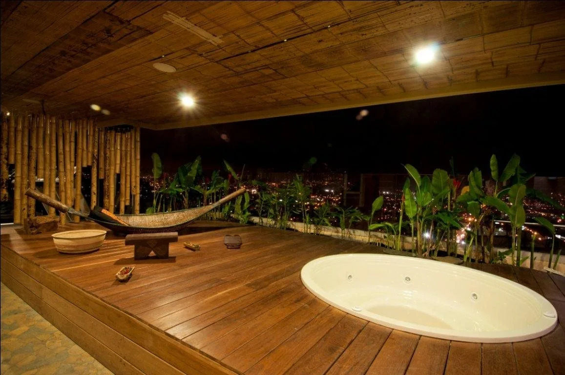 Foto - Diez Hotel Categoría Colombia