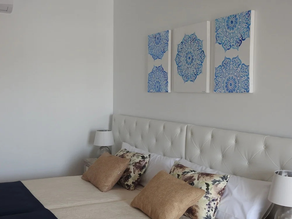 Photo - Sandra Rooms