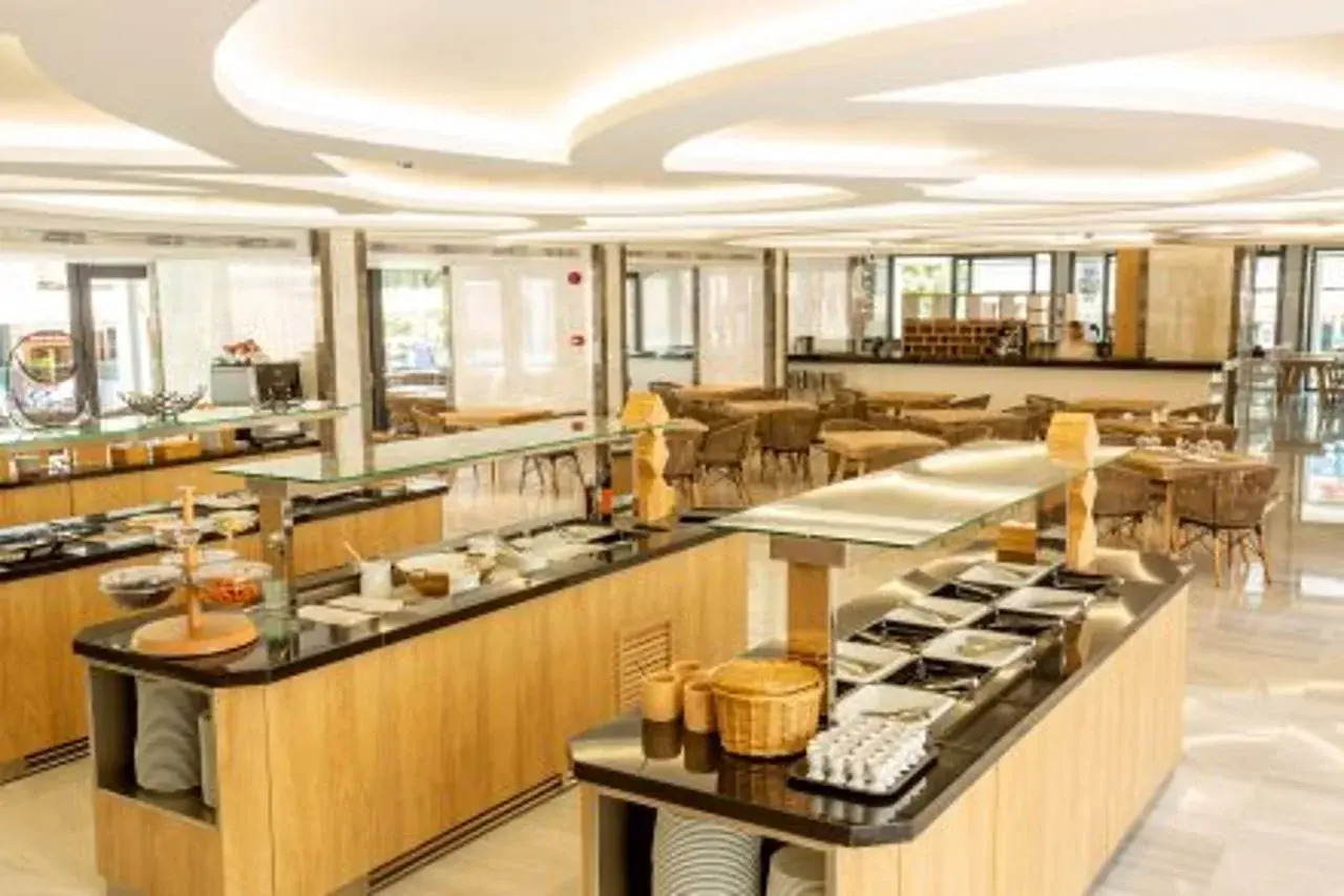 Photo - Rhodos Horizon City-Adults Only