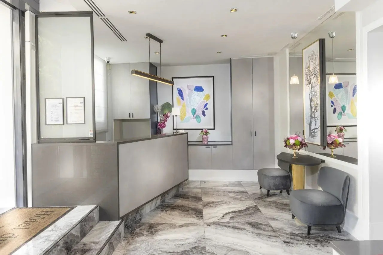 Foto - Hôtel Du Bois Champs-Elysées