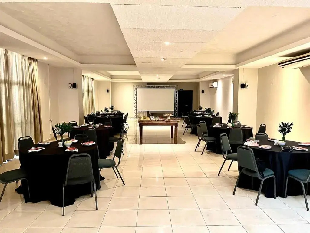 Photo - Oasis Tower Hotel