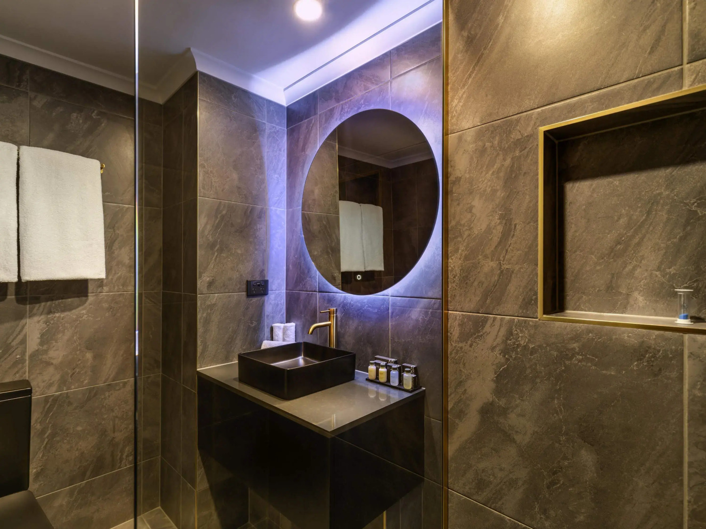 Foto - Batman's Hill on Collins