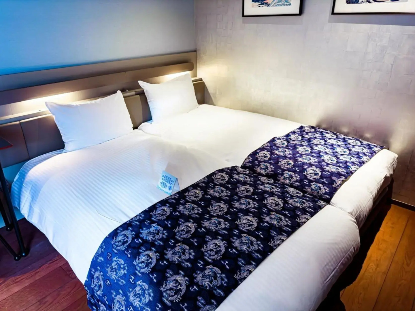 Foto - Asakusa Kaede 浅草楓