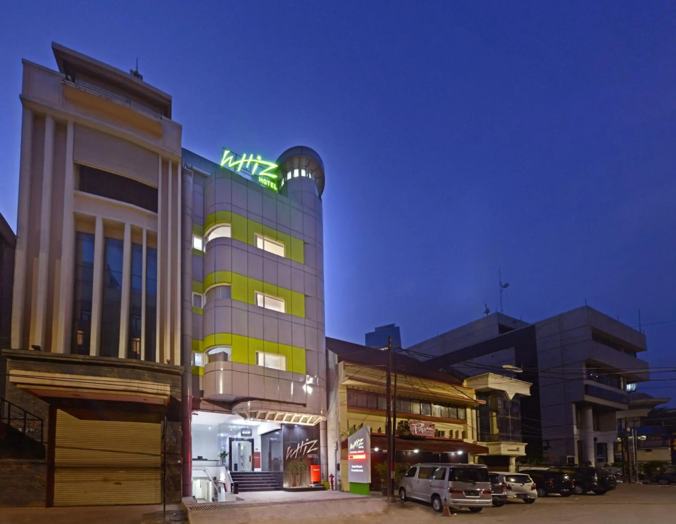 Photo - Whiz Hotel Falatehan Jakarta
