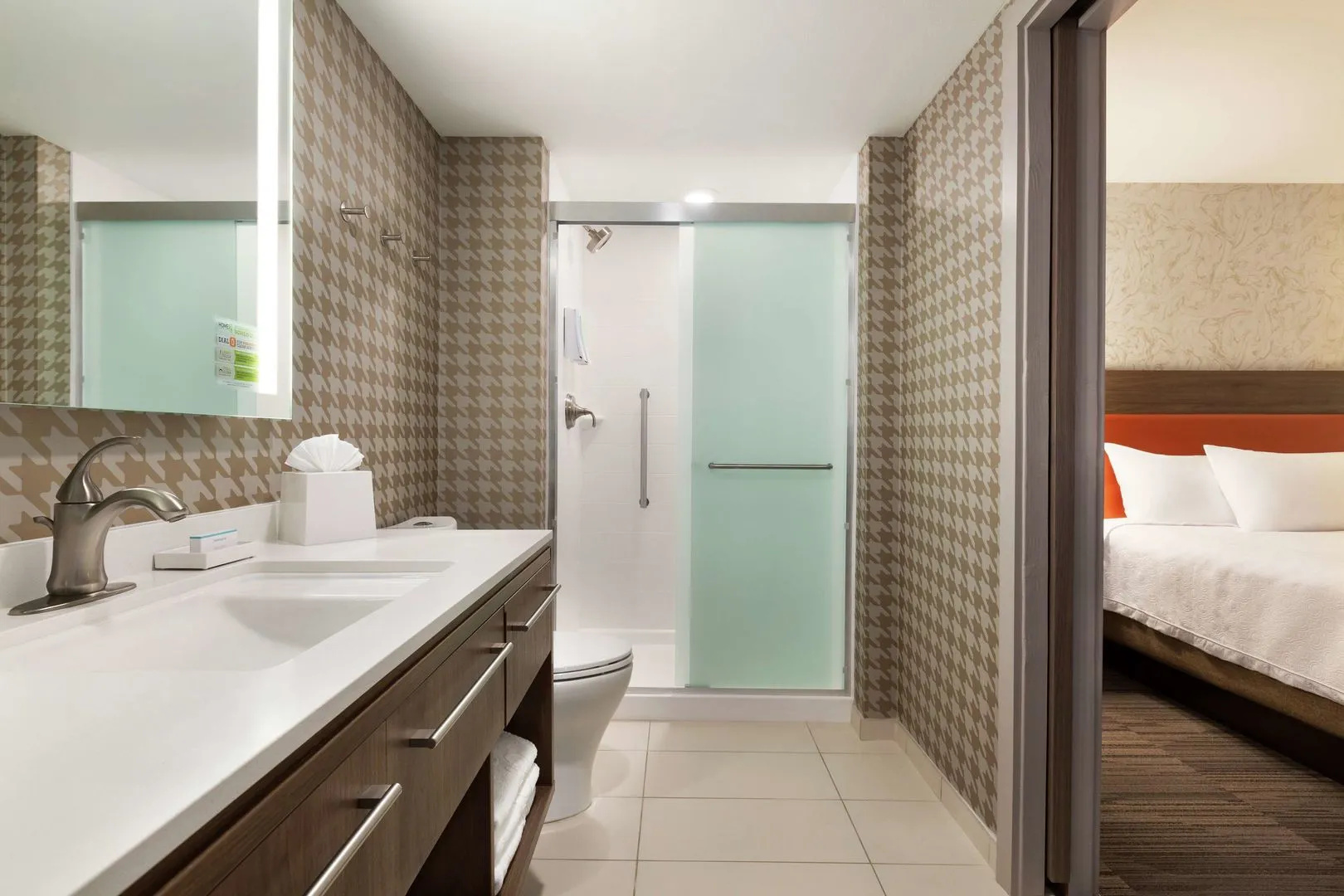 Photo - Home2 Suites by Hilton Portland Airport OR