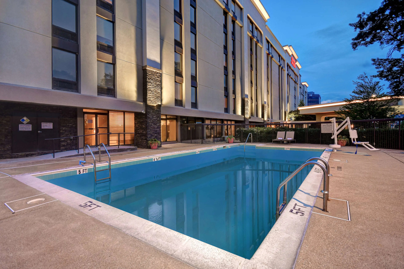 Photo - Hampton Inn & Suites Alexandria Old Town Area South