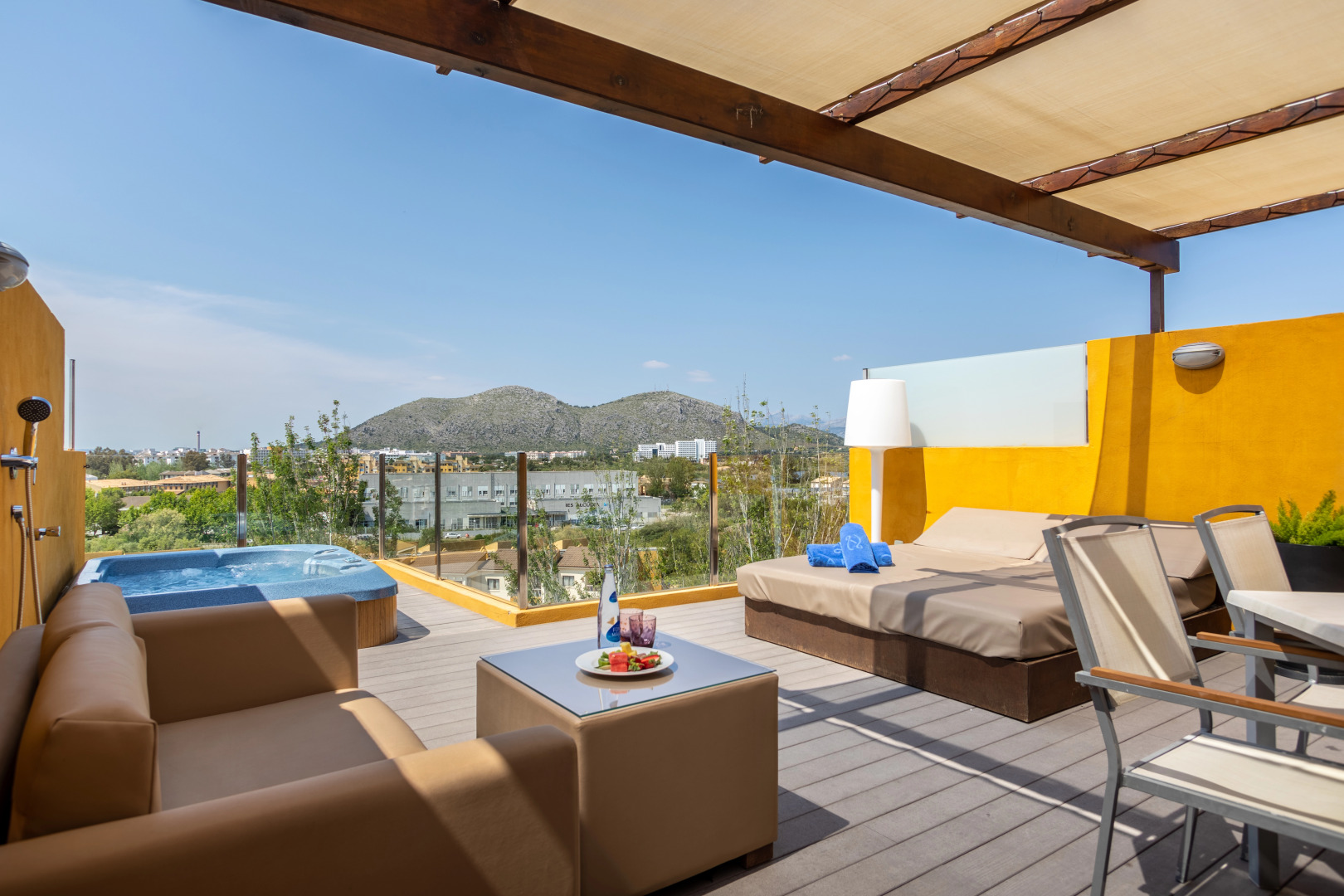 Photo - Zafiro Tropic