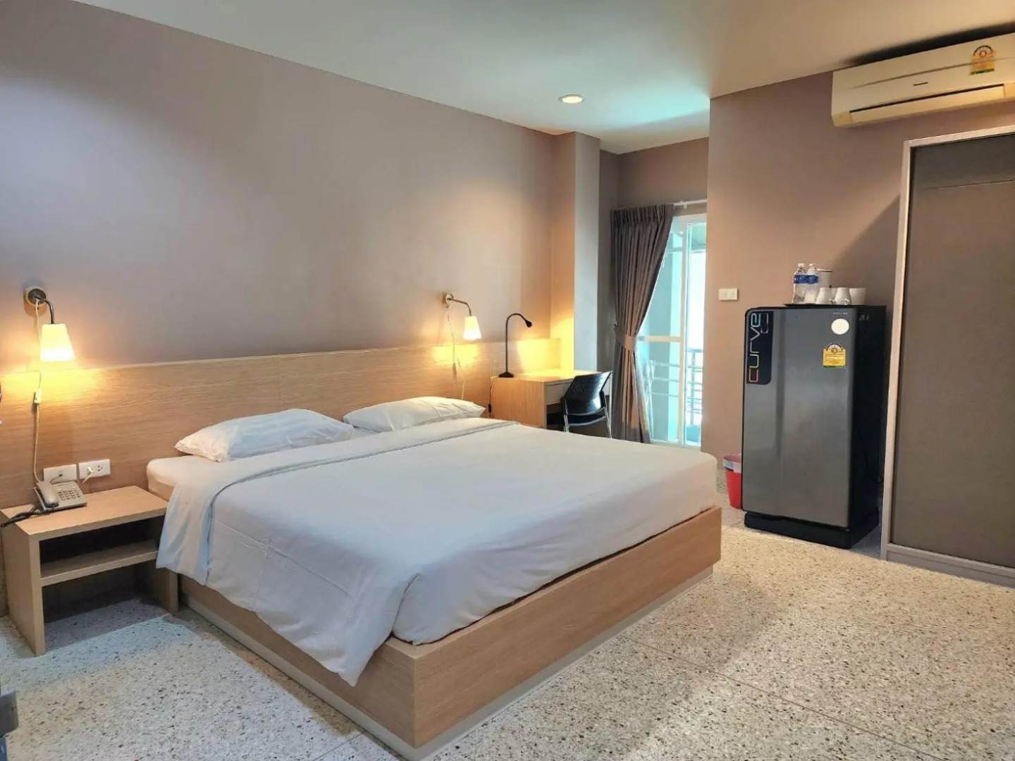 Photo - The Fifth Residence