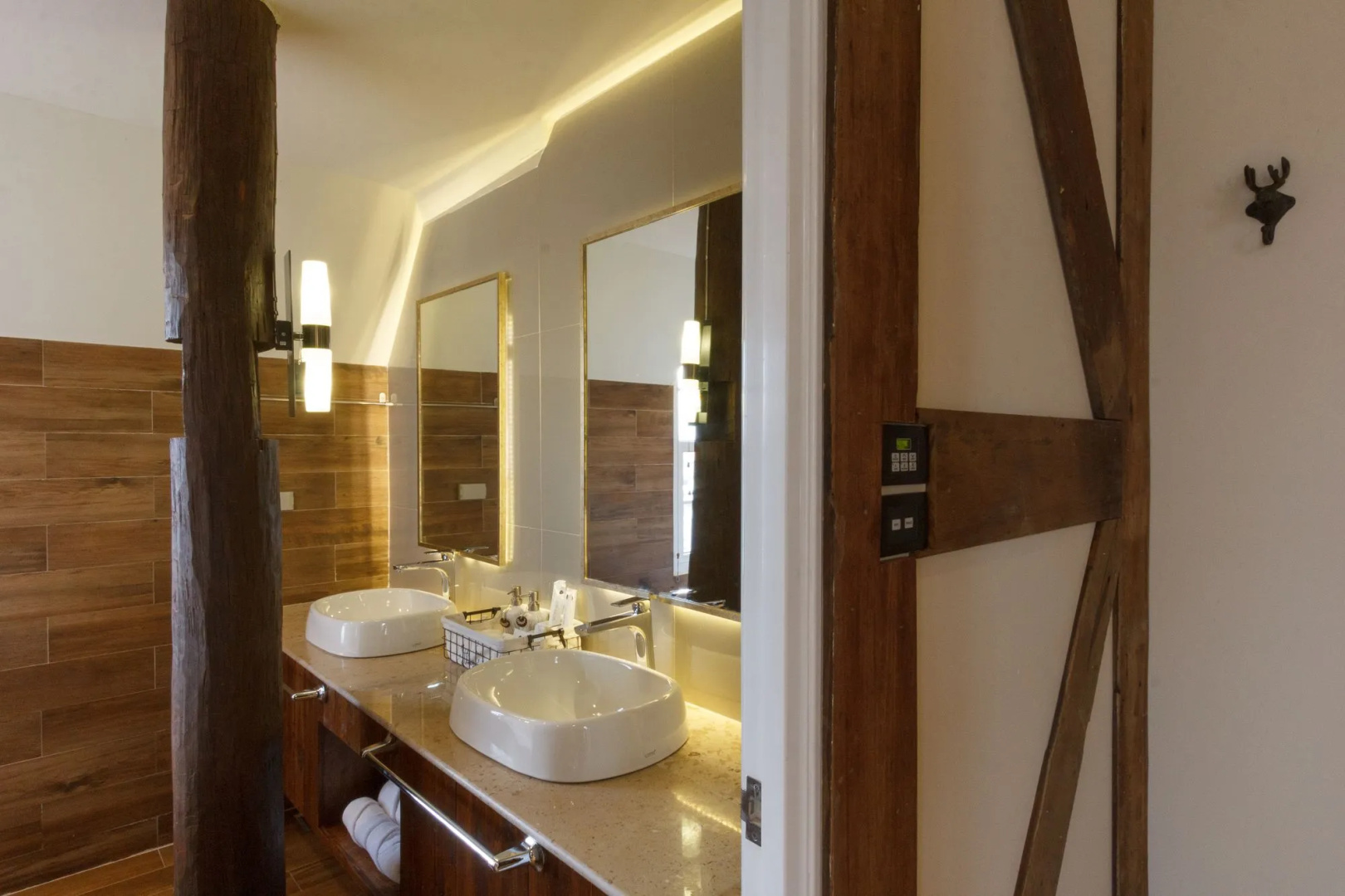Foto - Le Charcoa Hotel