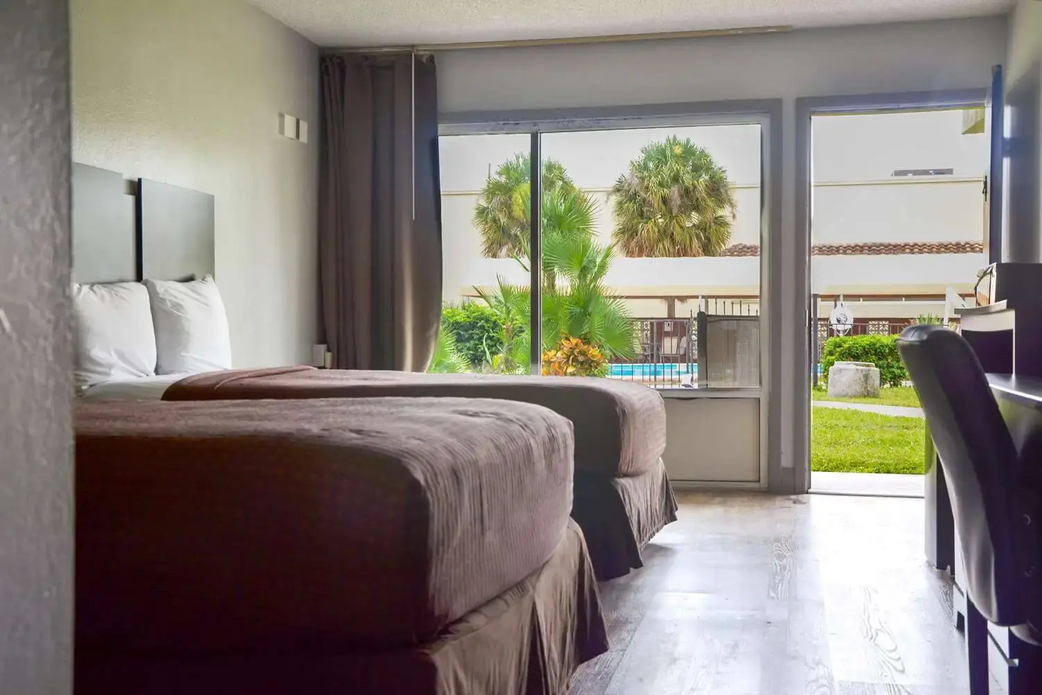 Foto - Rodeway Inn Sun City Center