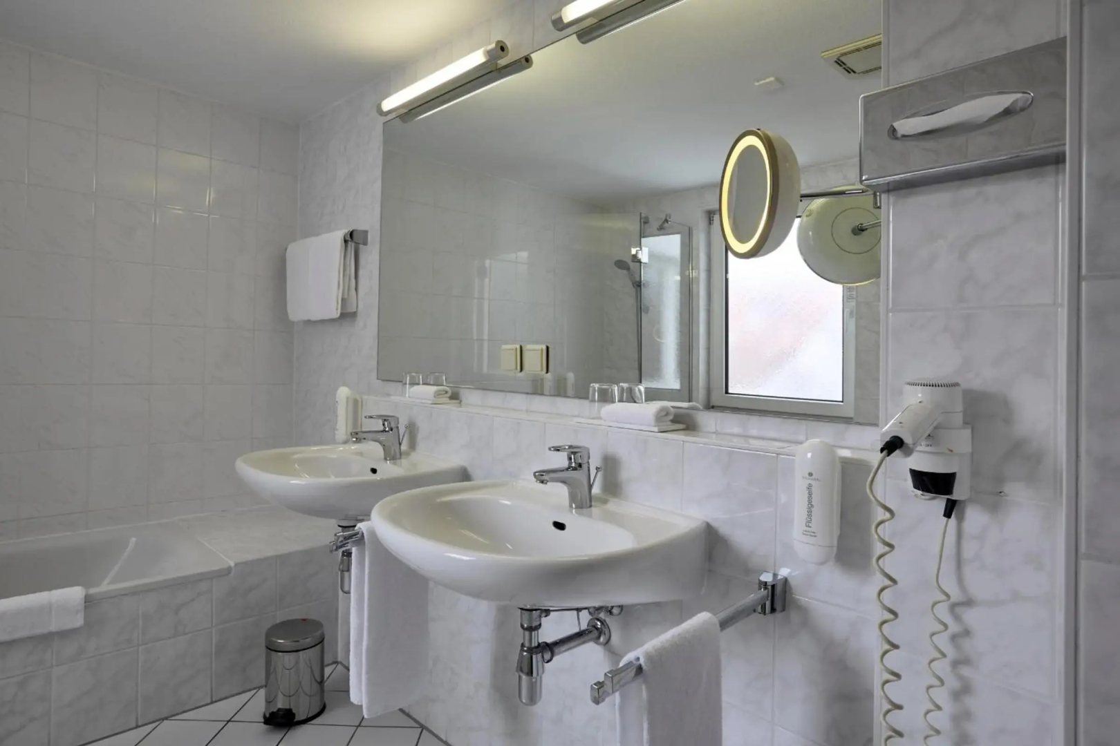 Photo - H+ Hotel Darmstadt