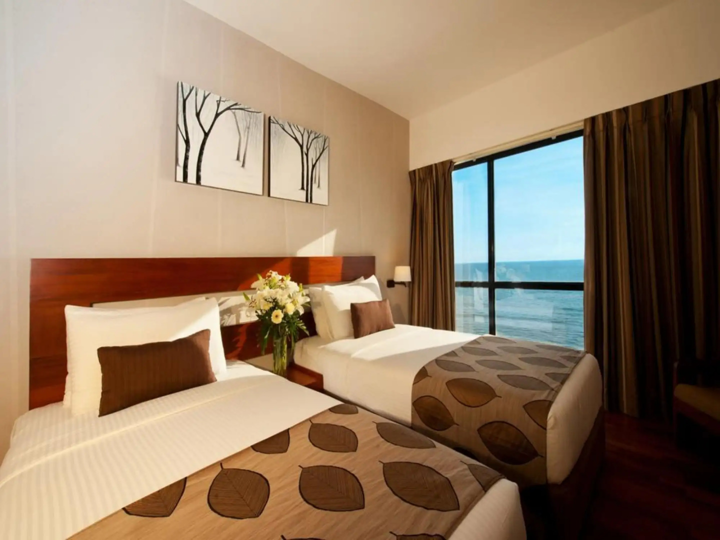 Photo - The Ocean Colombo - Guaranteed Sea View Rooms