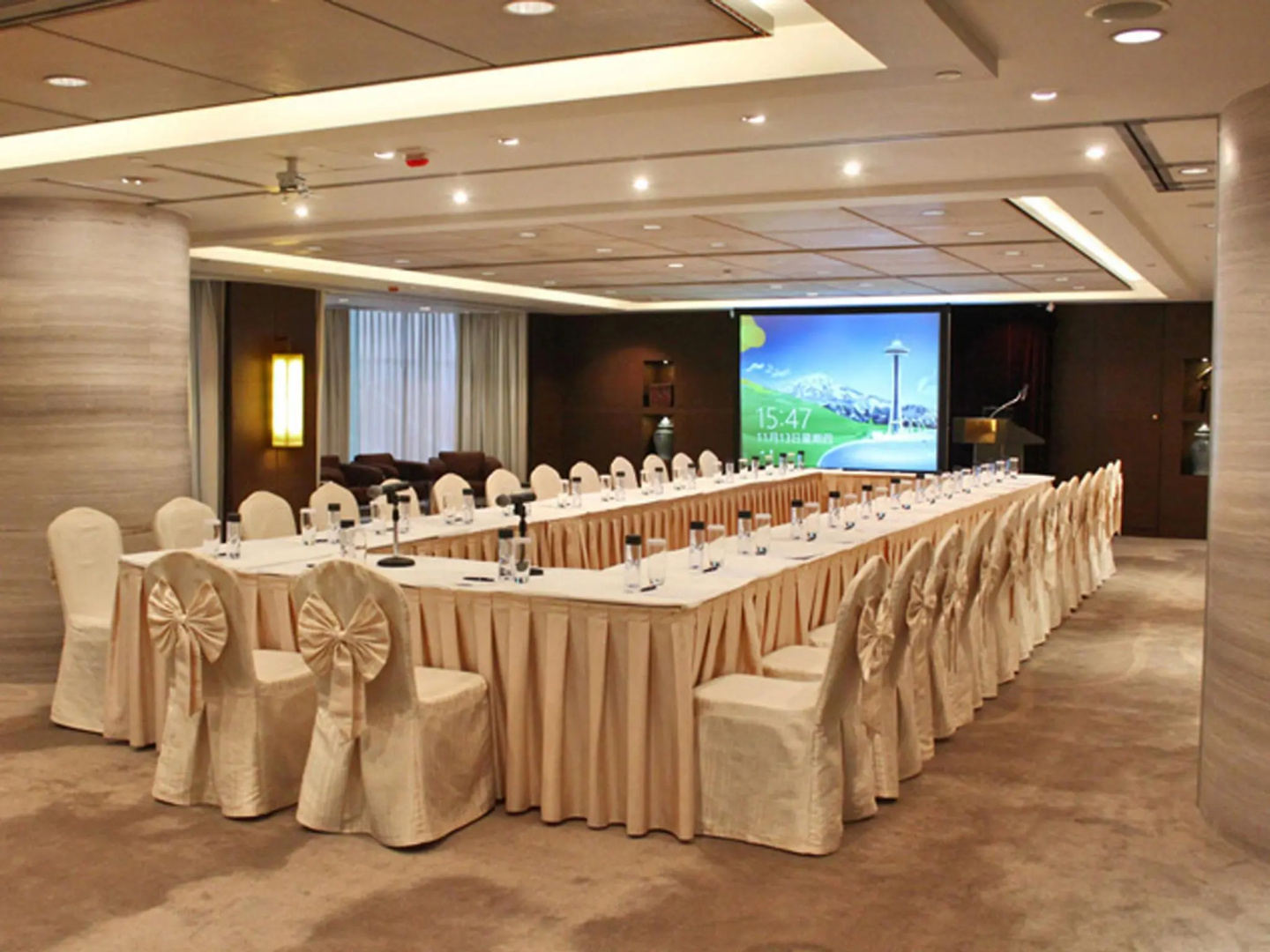 Photo - Prudential Hotel