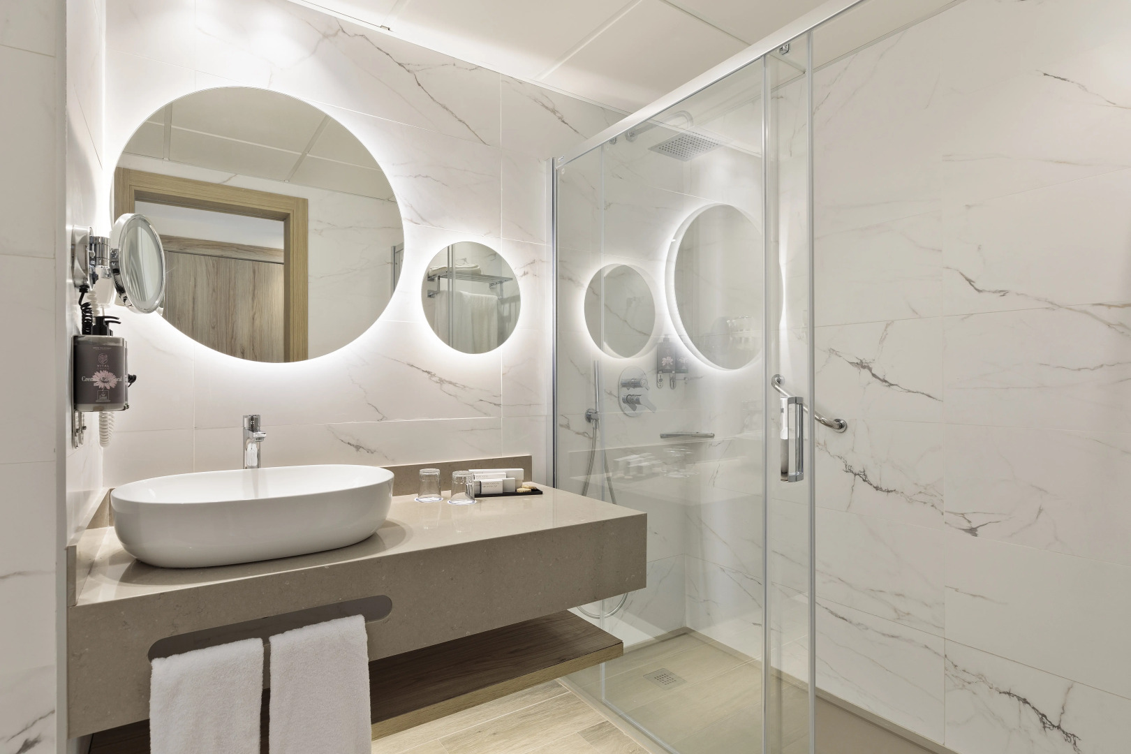 Photo - Hotel Best Triton