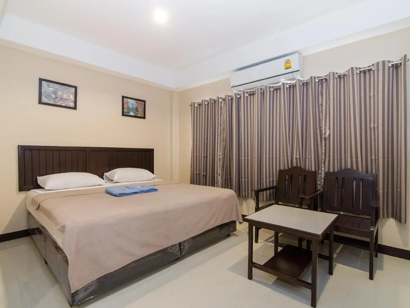 Photo - Orient House