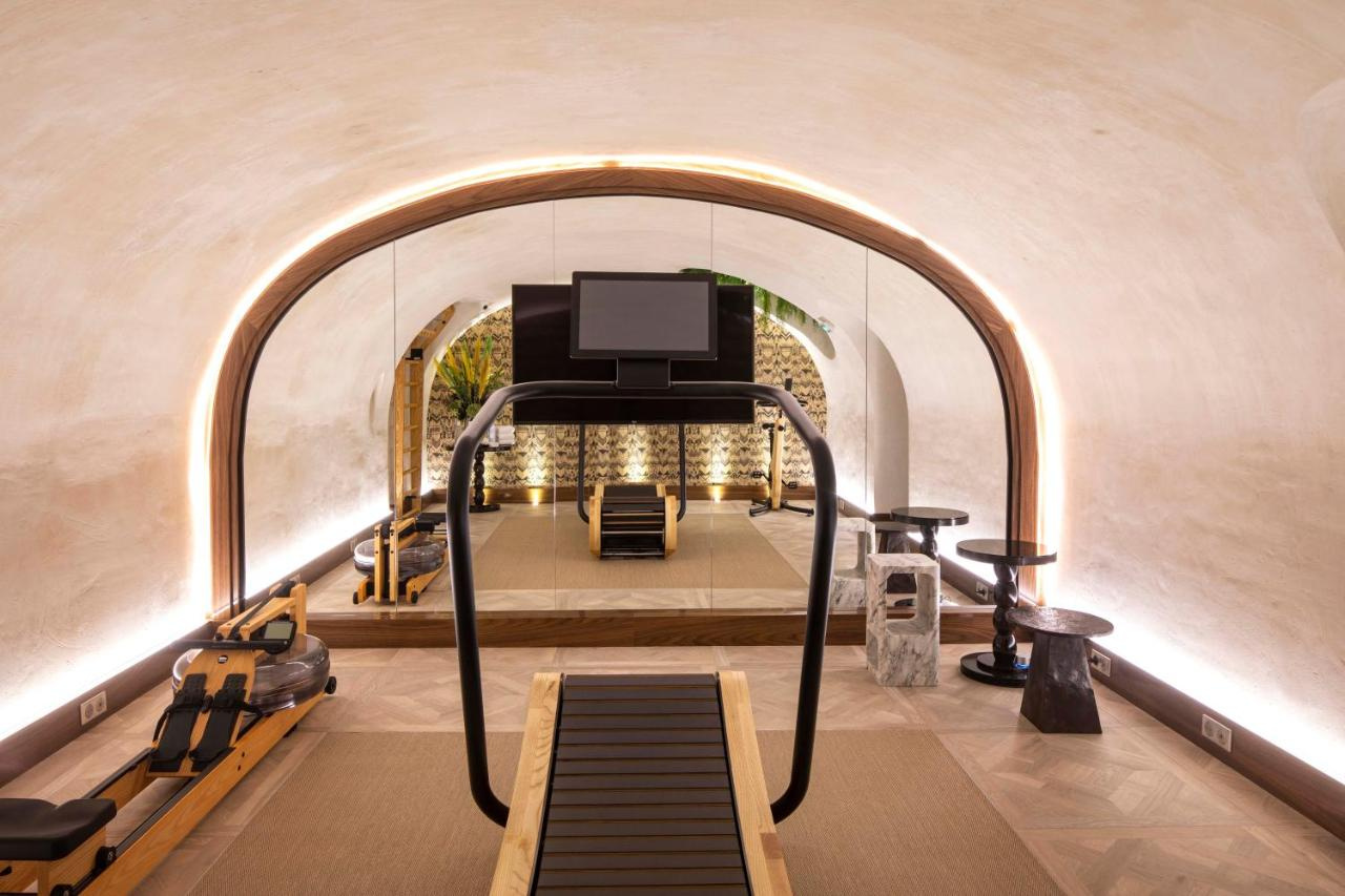 Photo - Phileas Hotel
