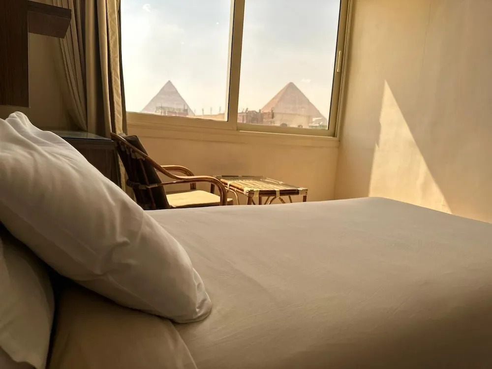 Foto - Hassan Pyramids Hotel&Rooftop