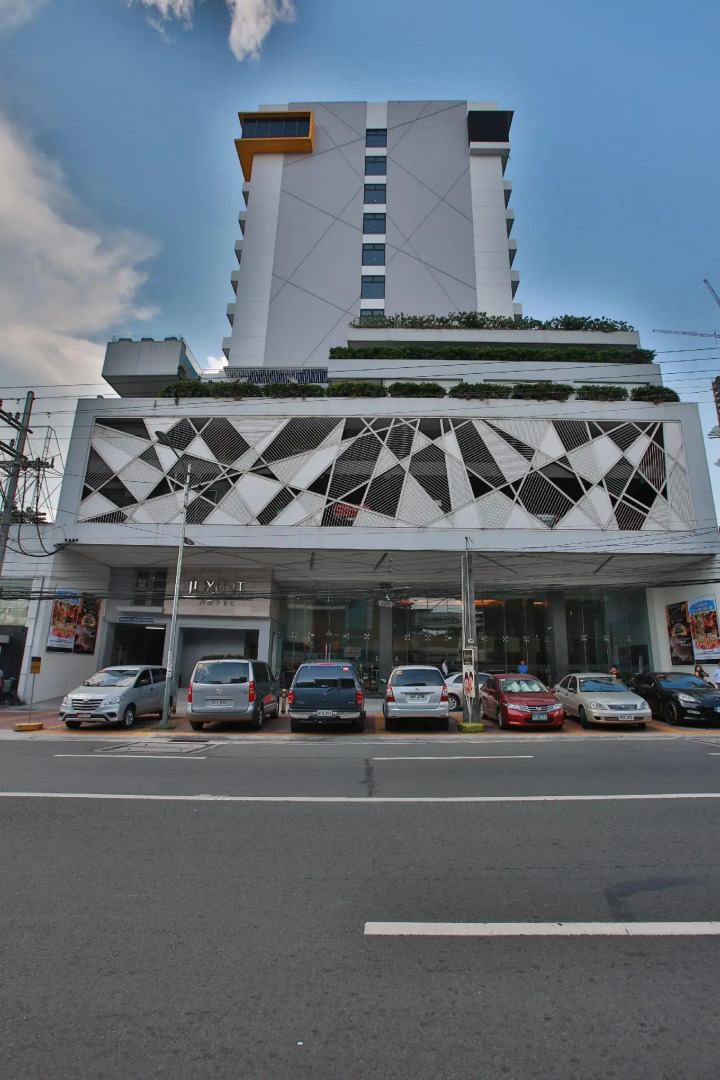 Photo - Luxent Hotel