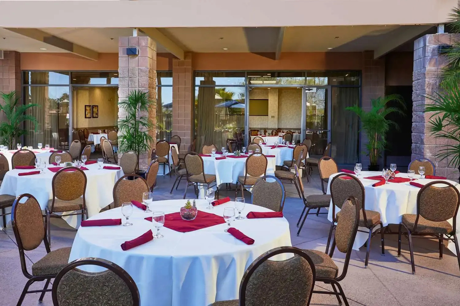 Photo - Embassy Suites by Hilton Phoenix Scottsdale
