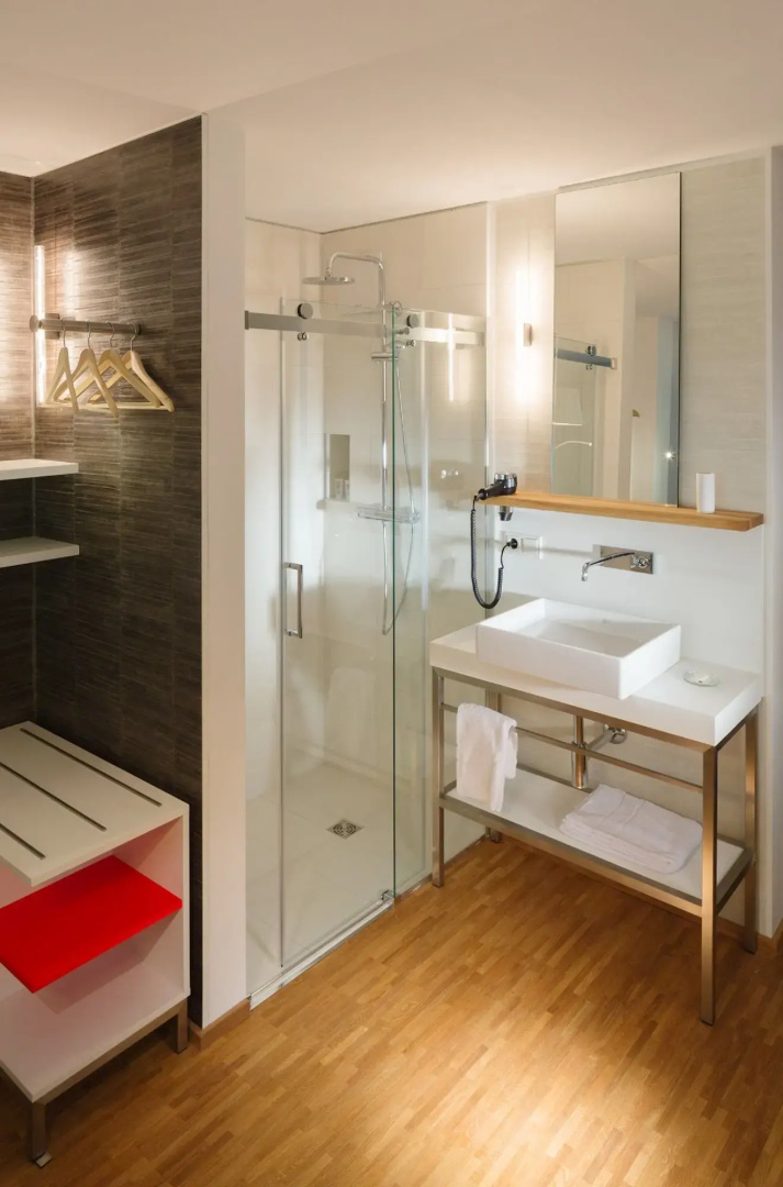 Photo - V-Hotel