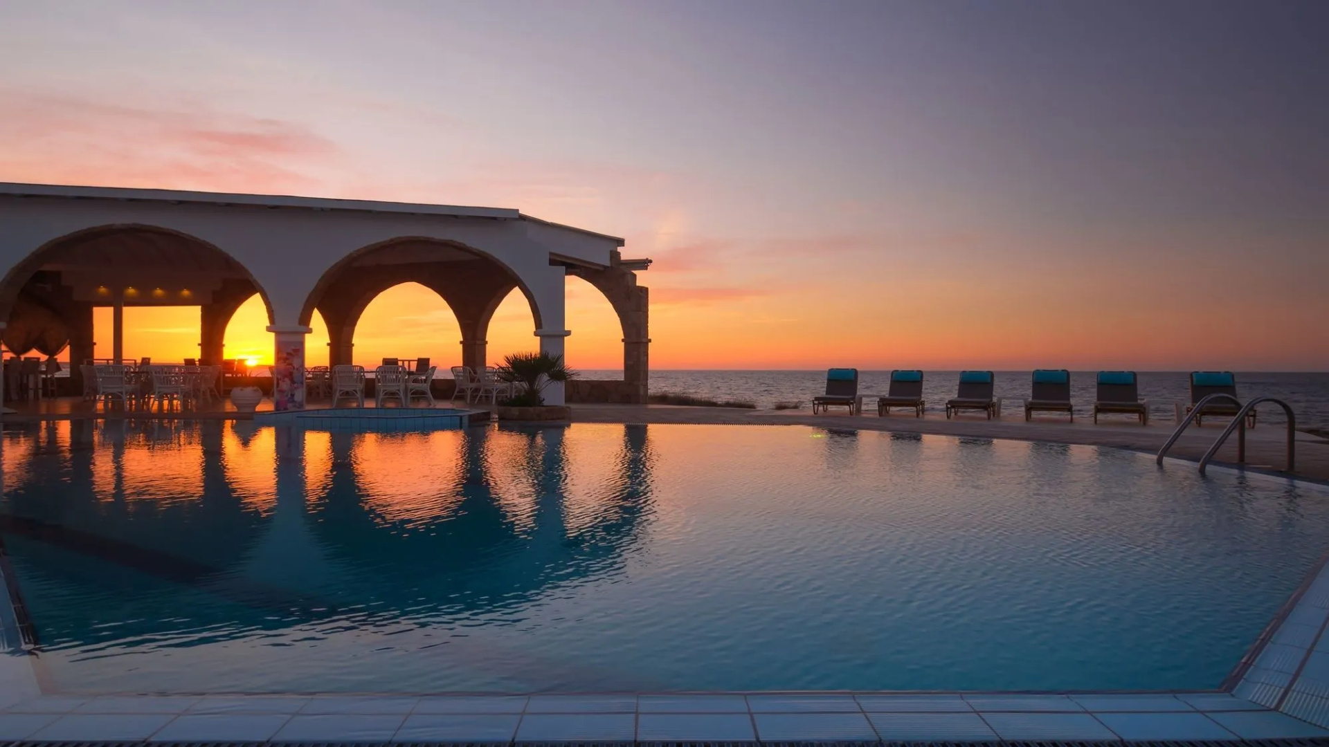 Foto - Pyrgos Beach Hotel Apartments