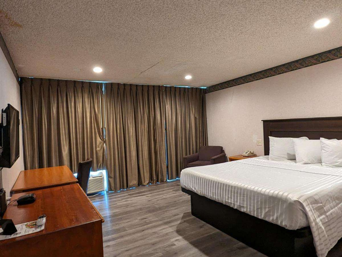 Photo - Valley Inn