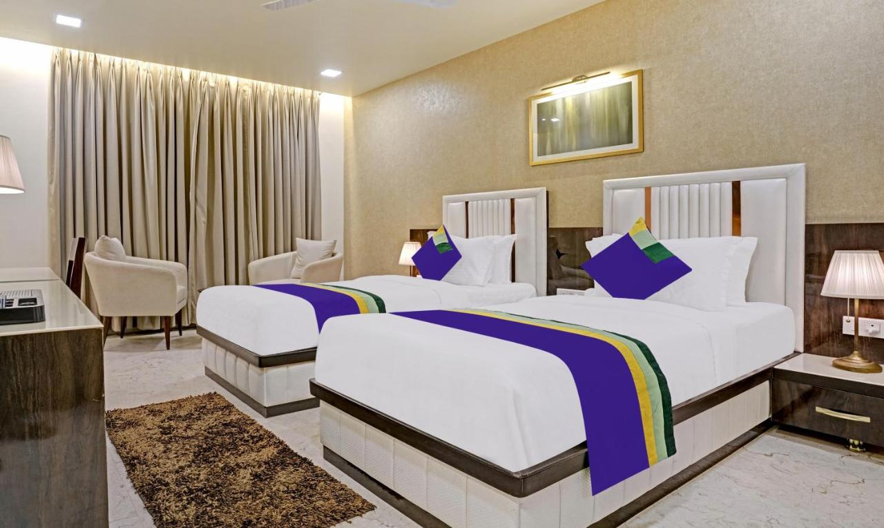 Photo - Treebo Premium Golden Bliss Trimurti Nagar Square