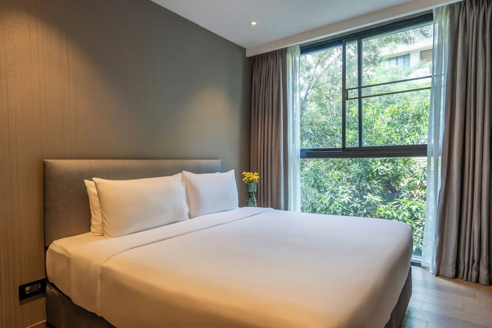 Photo - Walton Suites Sukhumvit