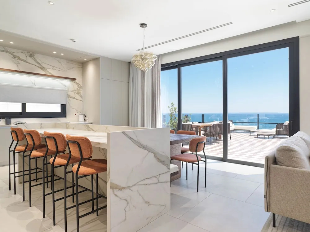 Photo - LIV Mackenzie Beach Suites Larnaca ADULTS ONLY