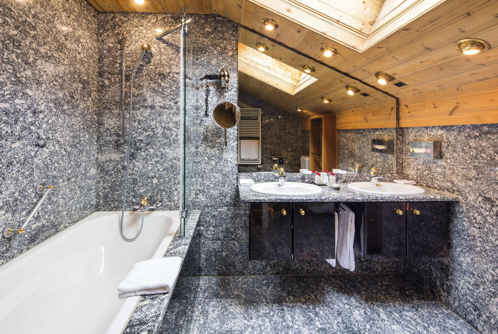 Photo - Grand Hotel Zermatterhof