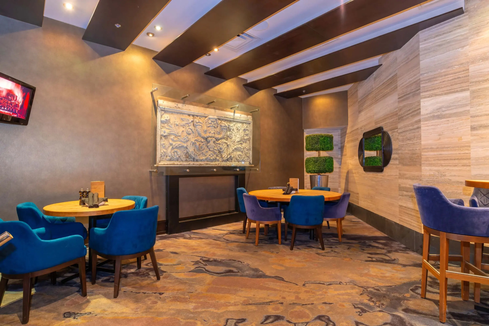Photo - Sandman Signature Vancouver Airport Hotel & Resort