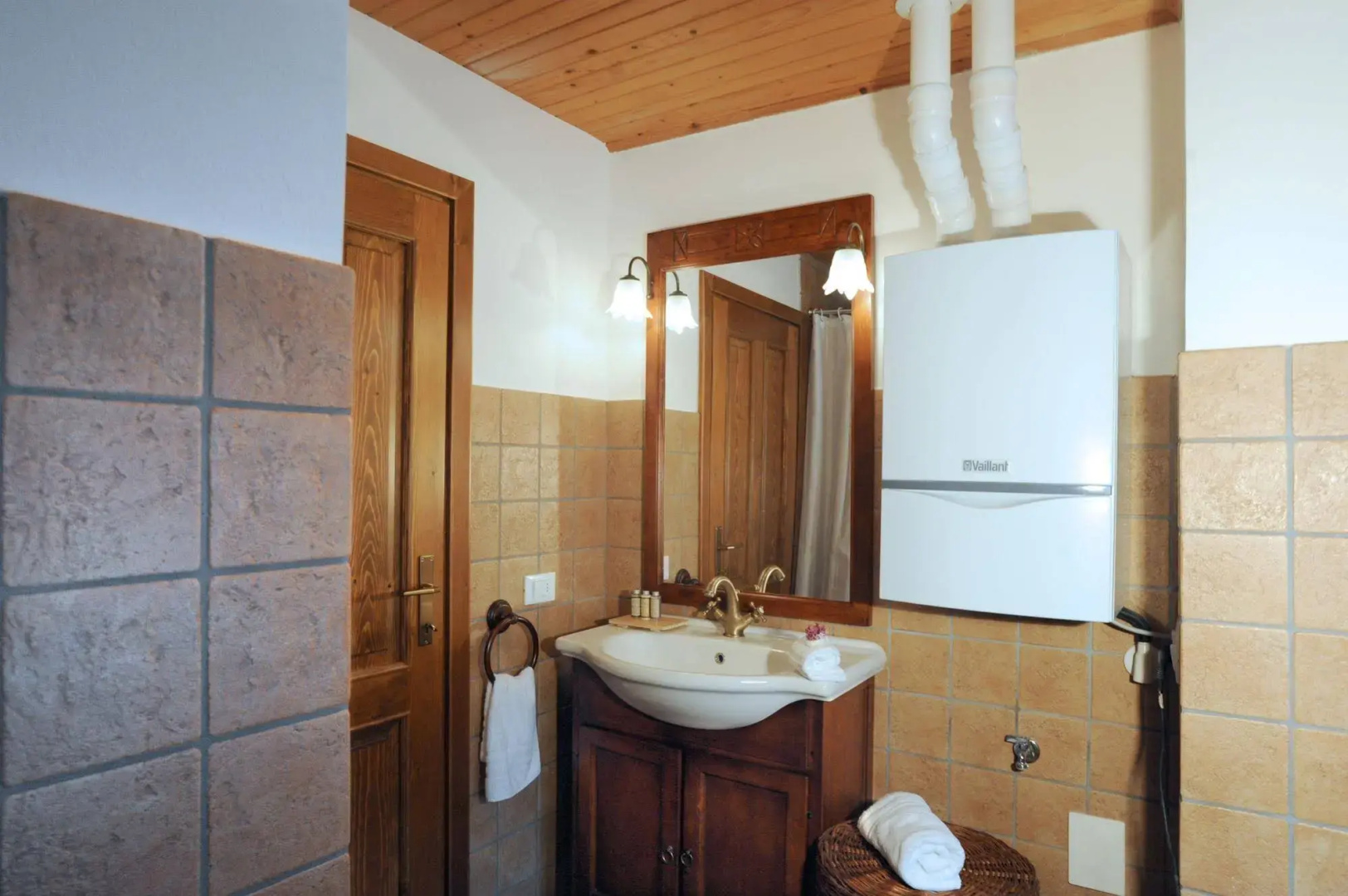 Photo - Albergo Diffuso Comeglians